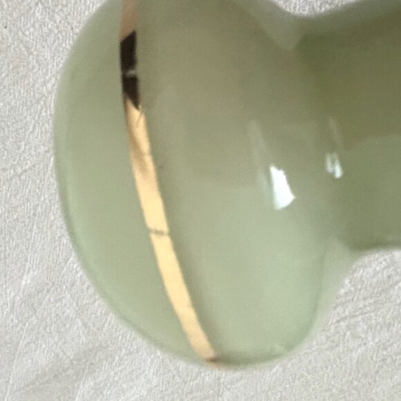 VINTAGE Small Mint Green Bud Vase Glass - Picture 11 of 11